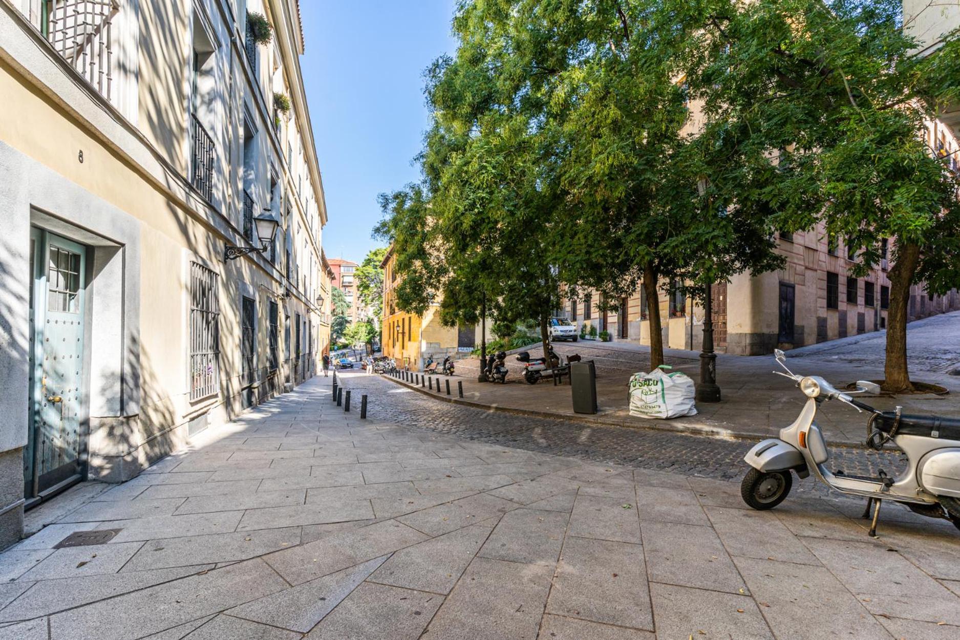 Vr Palace Apartments Мадрид Экстерьер фото